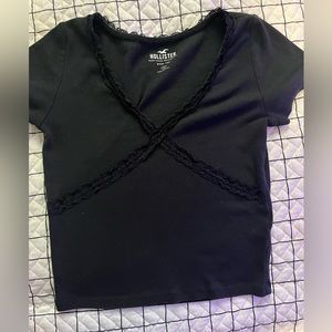 black cropped hollister top with lace trim
